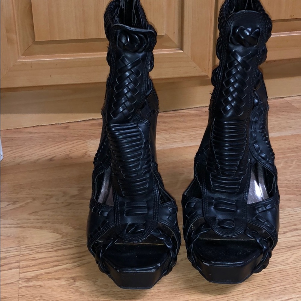 Zigi SoHo Gladiator sandals 7.5